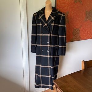 Beautiful wall long Pendleton wool pea coat